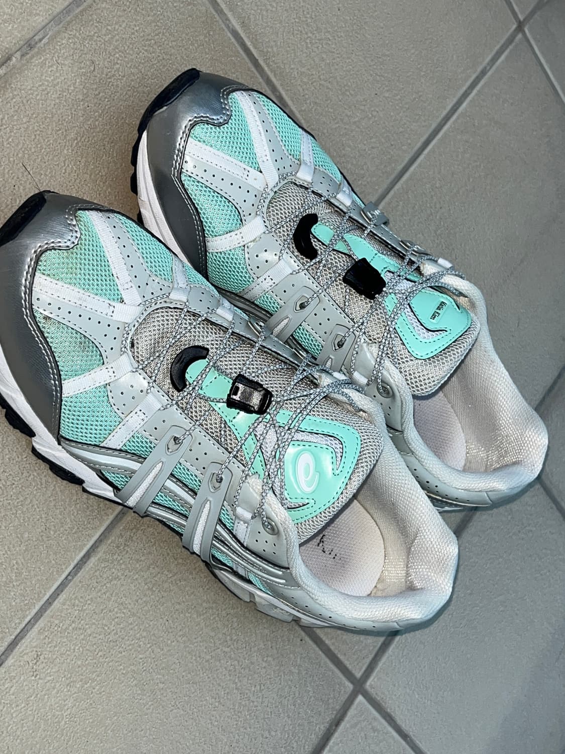 아식스 마뗑킴 실버 280 상품이미지1