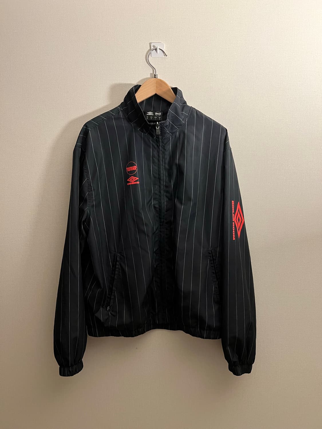 [L] BOILER ROOM X UMBRO JACKET 상품이미지2