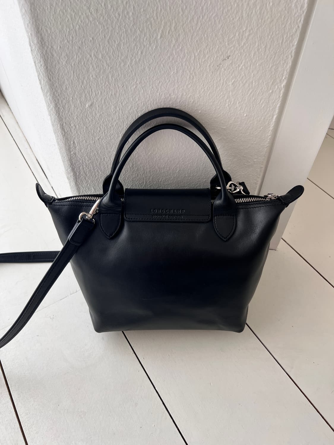 롱샴 르 플리아쥬 블랙 레더 크로스백 상품이미지10