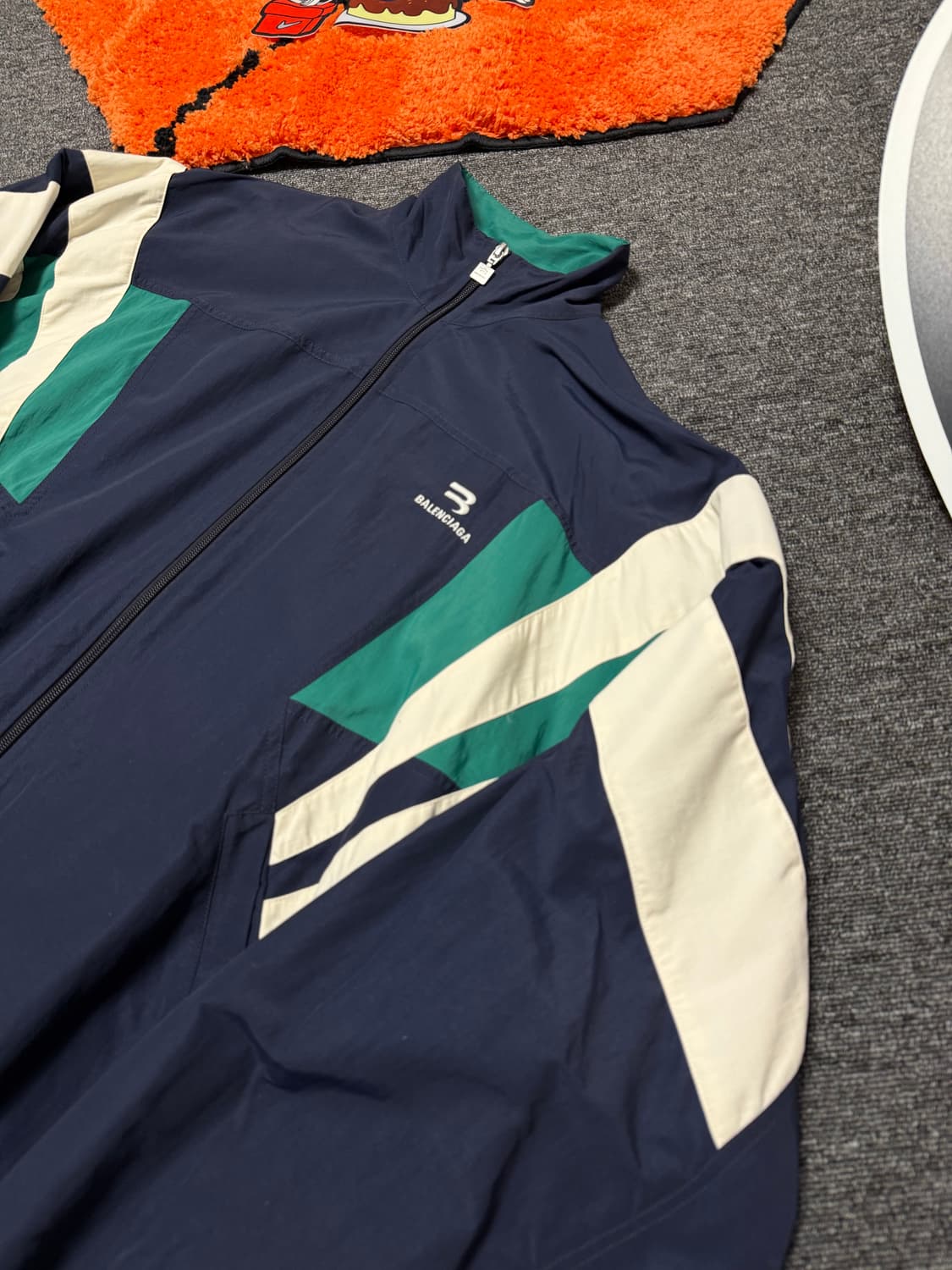 [S] 발렌시아가 스포티B 오버사이즈 트랙 자켓 상품이미지3