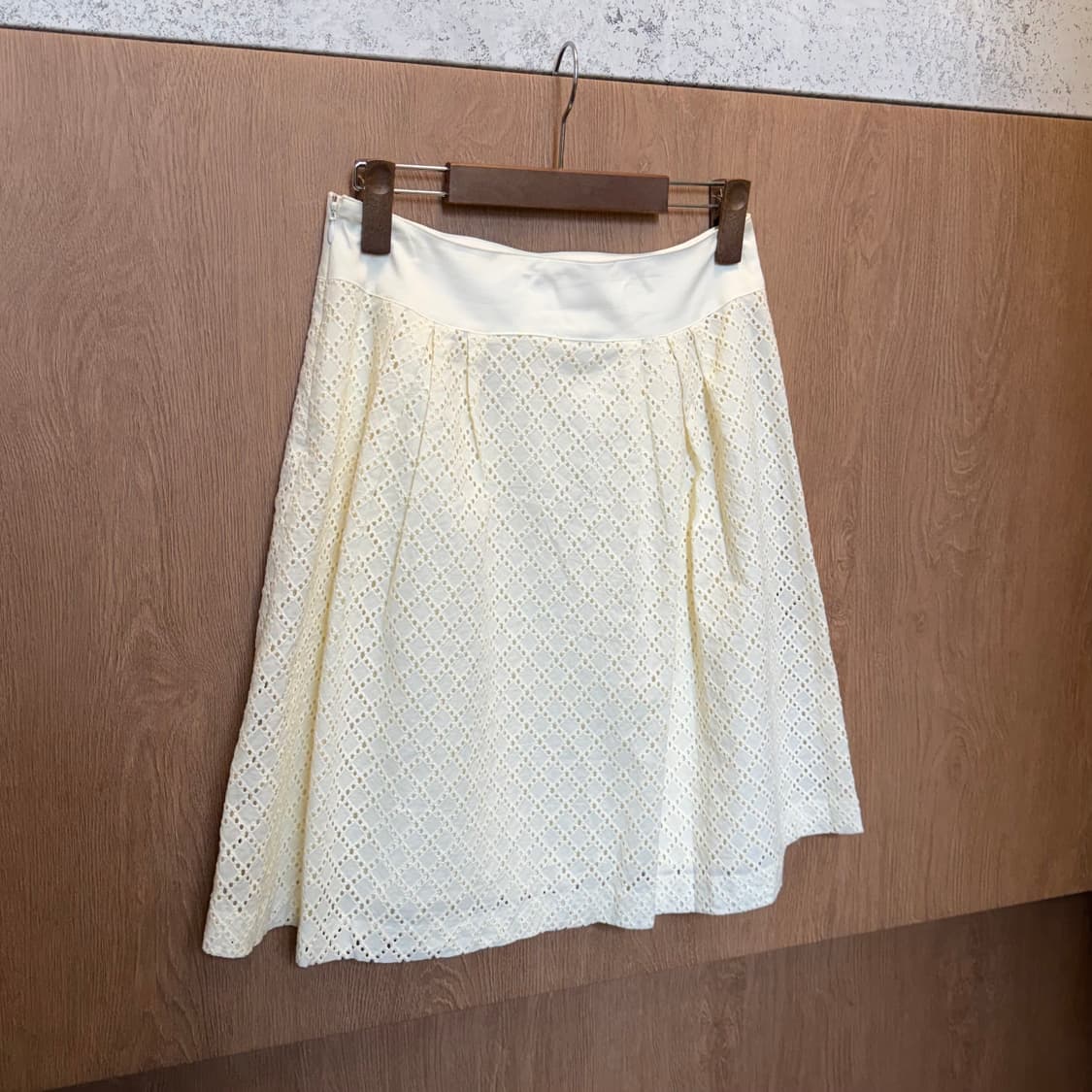 빈티지 미디 스커트 펀칭 레이스 디테일 A라인 아이보리 상품이미지6