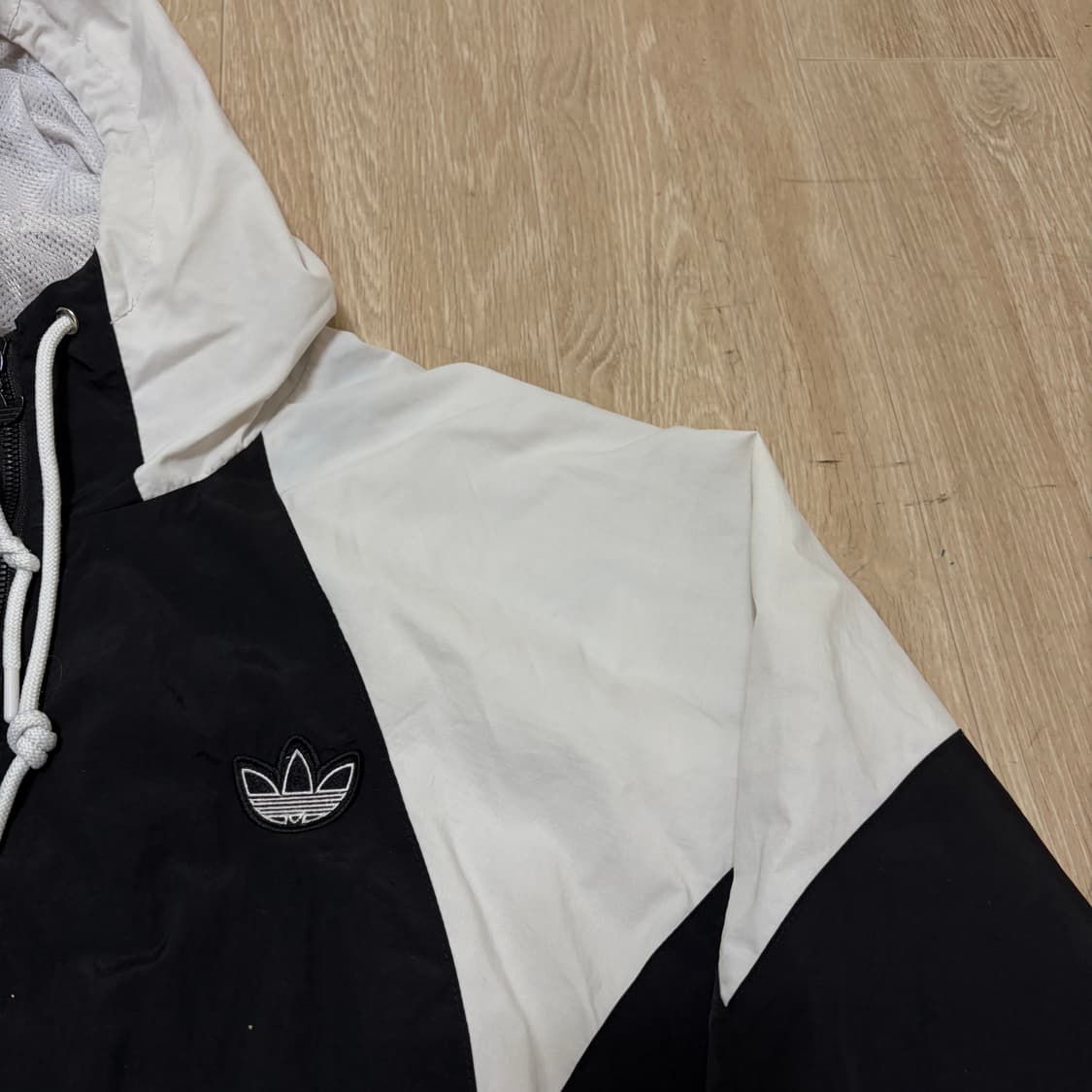 아디다스 파이어버드 빅로고 윈드브레이커 바람막이 XL  상품이미지3