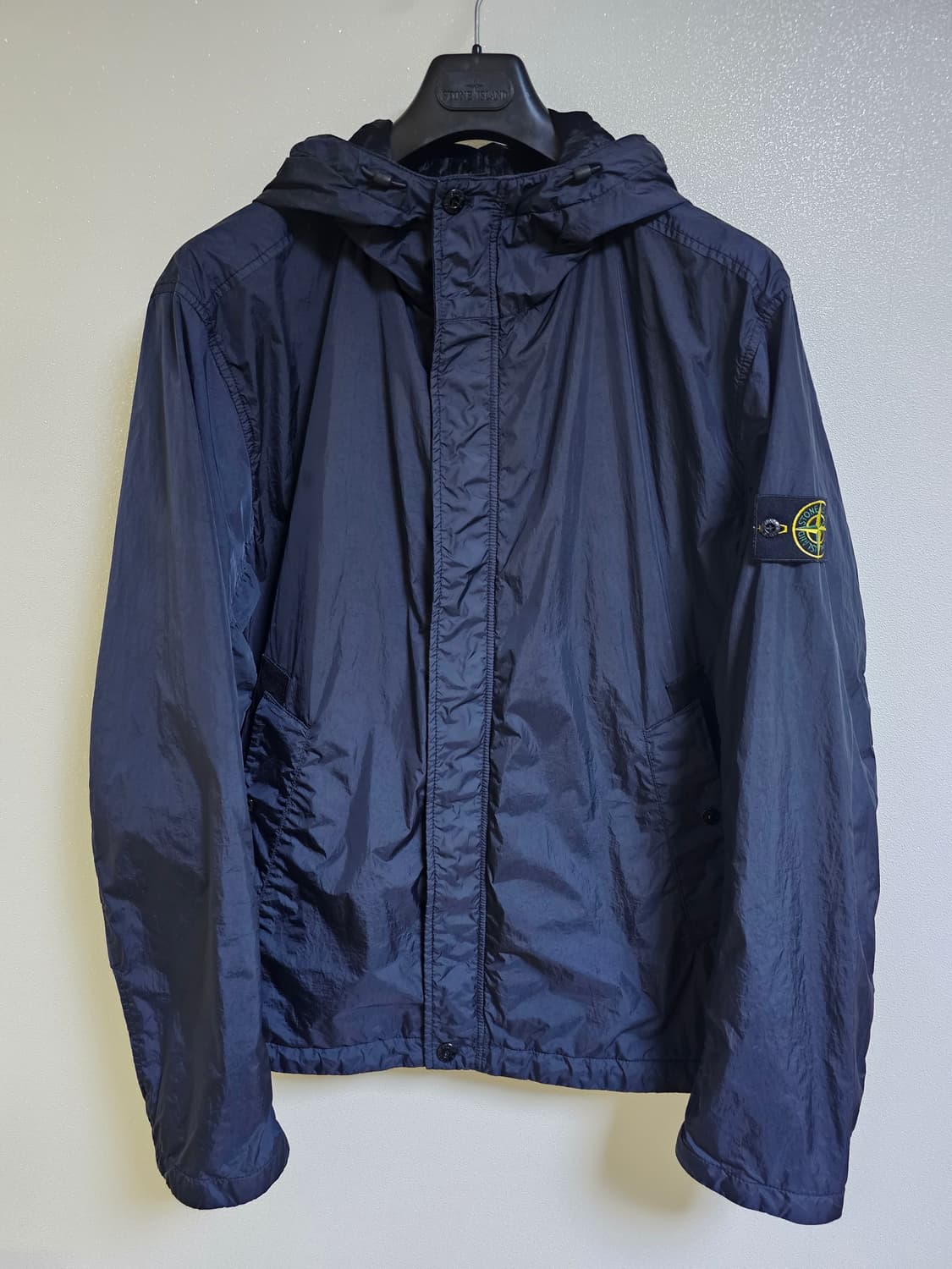 스톤아일랜드 크링클랩스 R-NY 윈드 레지스턴트 안티 드롭 후드 자켓 상품이미지1