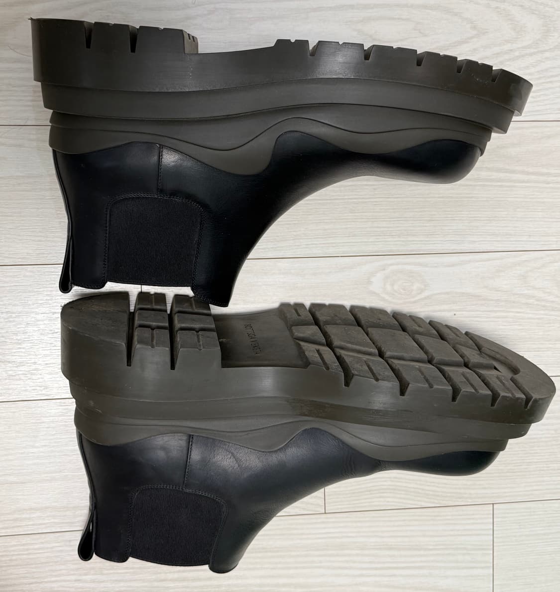 보테가베네타 타이어 부츠 42 상품이미지5