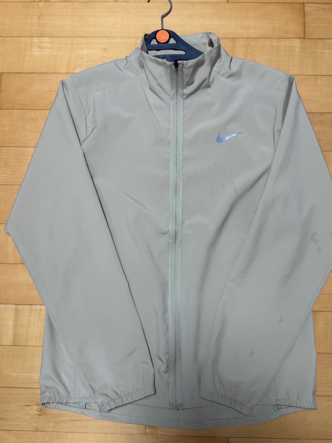 나이키 베이지 바람막이 상품이미지1