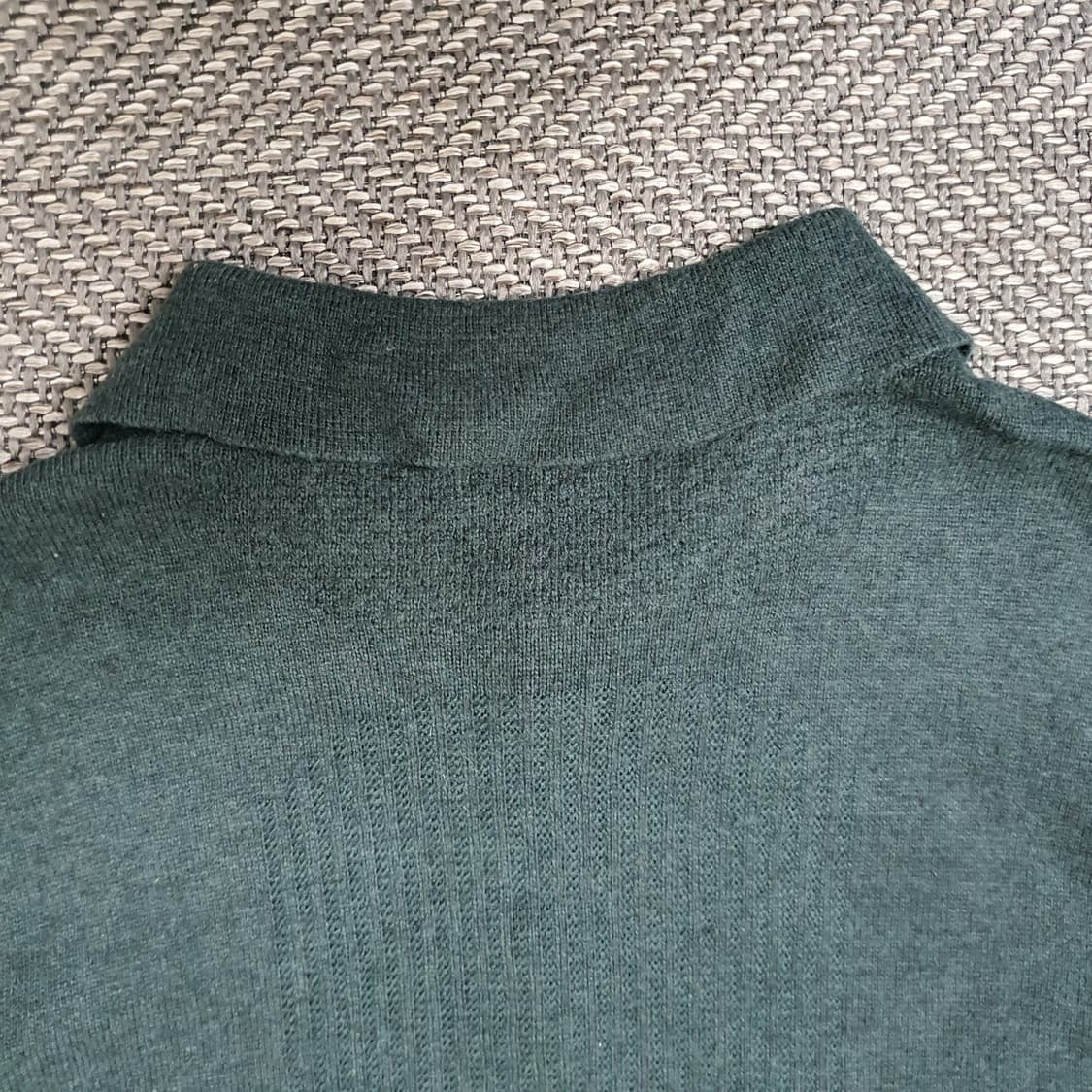 장미쉘바스키아 니트 카라티 남자105 상품이미지5