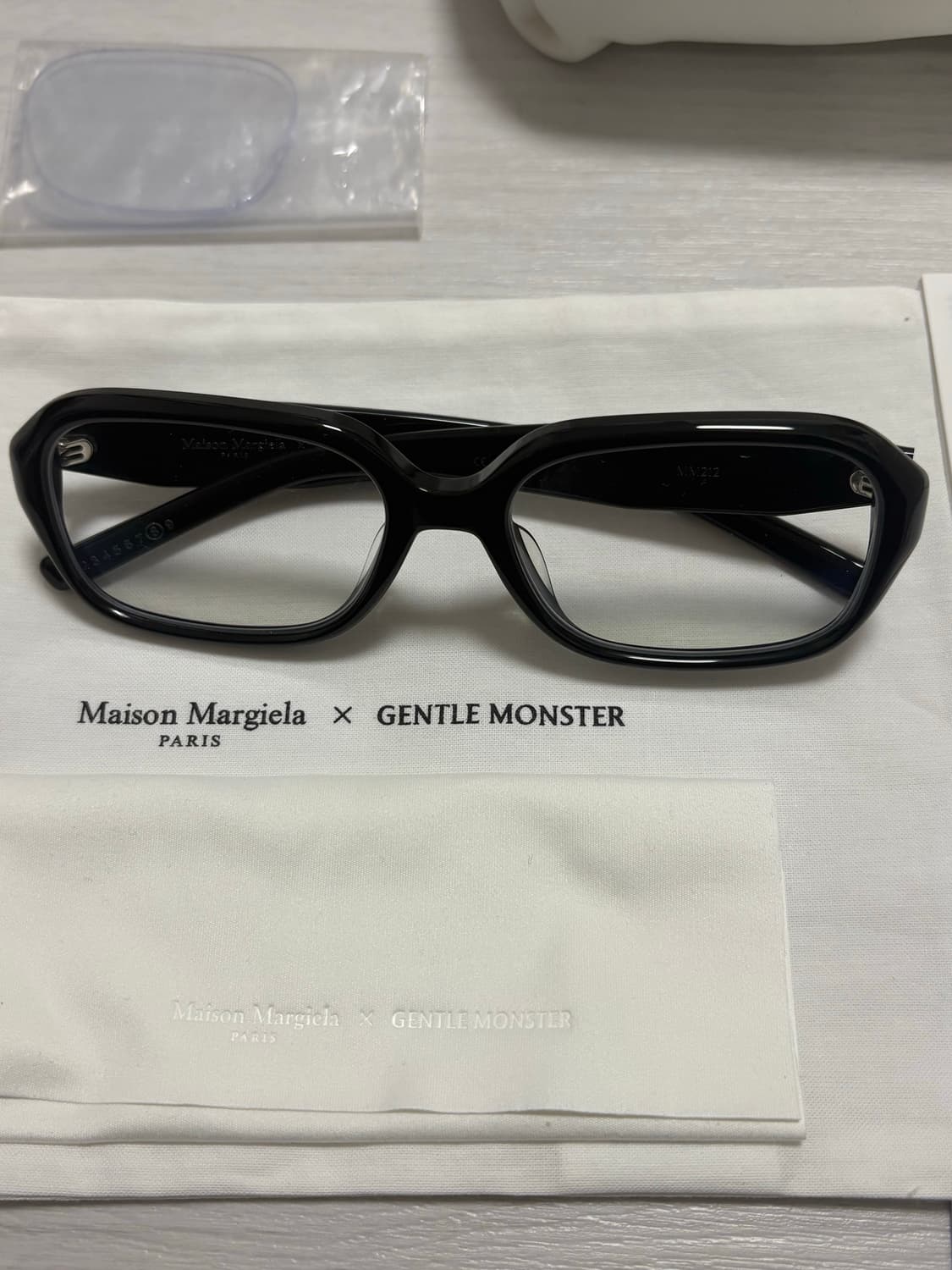 마르지엘라x젠틀몬스터 MM212-01 상품이미지1