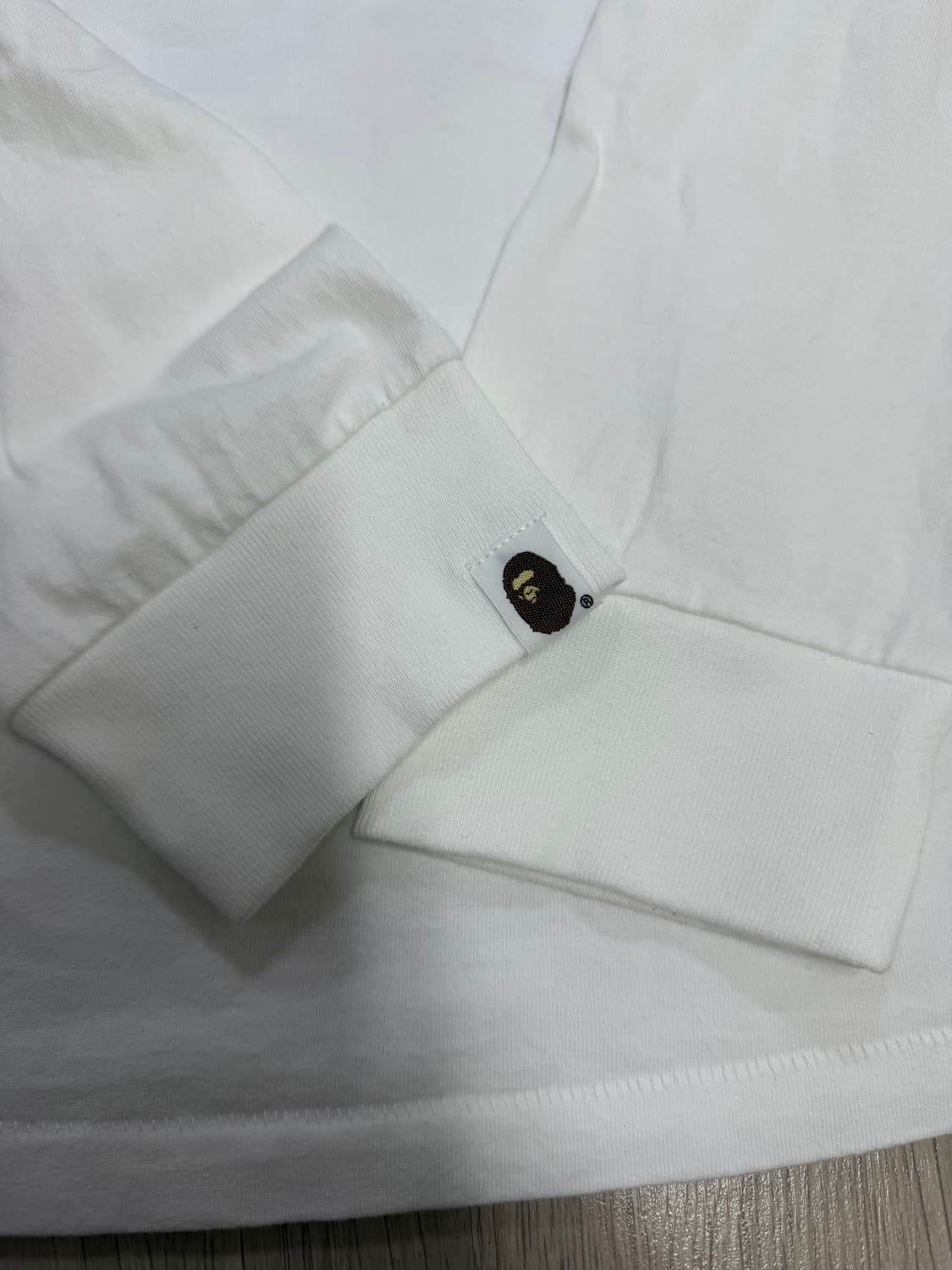 정품)베이프 롱슬리브 XL 상품이미지4