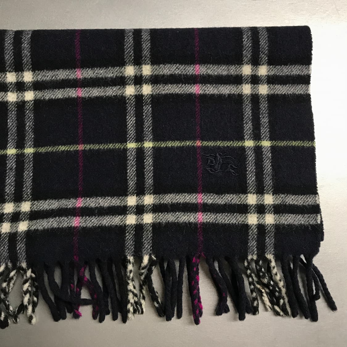 버버리 정품 램스울 머플러 네이비 상품이미지3