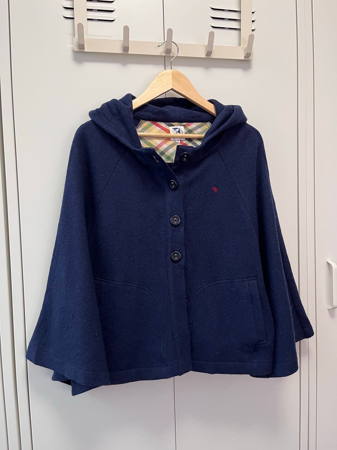 아놀드파마 울 단추 후드 케이프 코트 상품이미지6