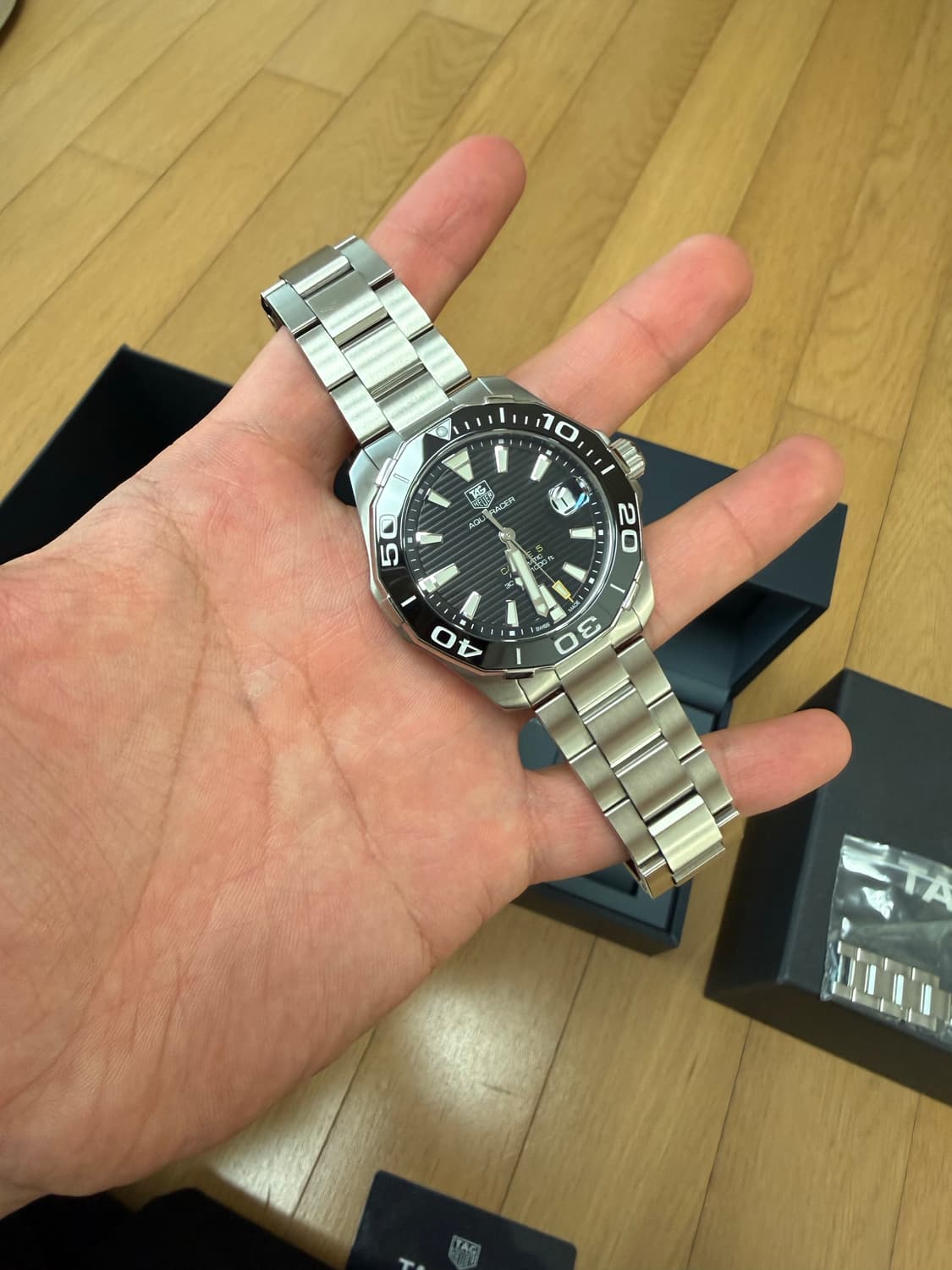 태그호이어 아쿠아레이서 300 블랙 오토 41mm 상품이미지2