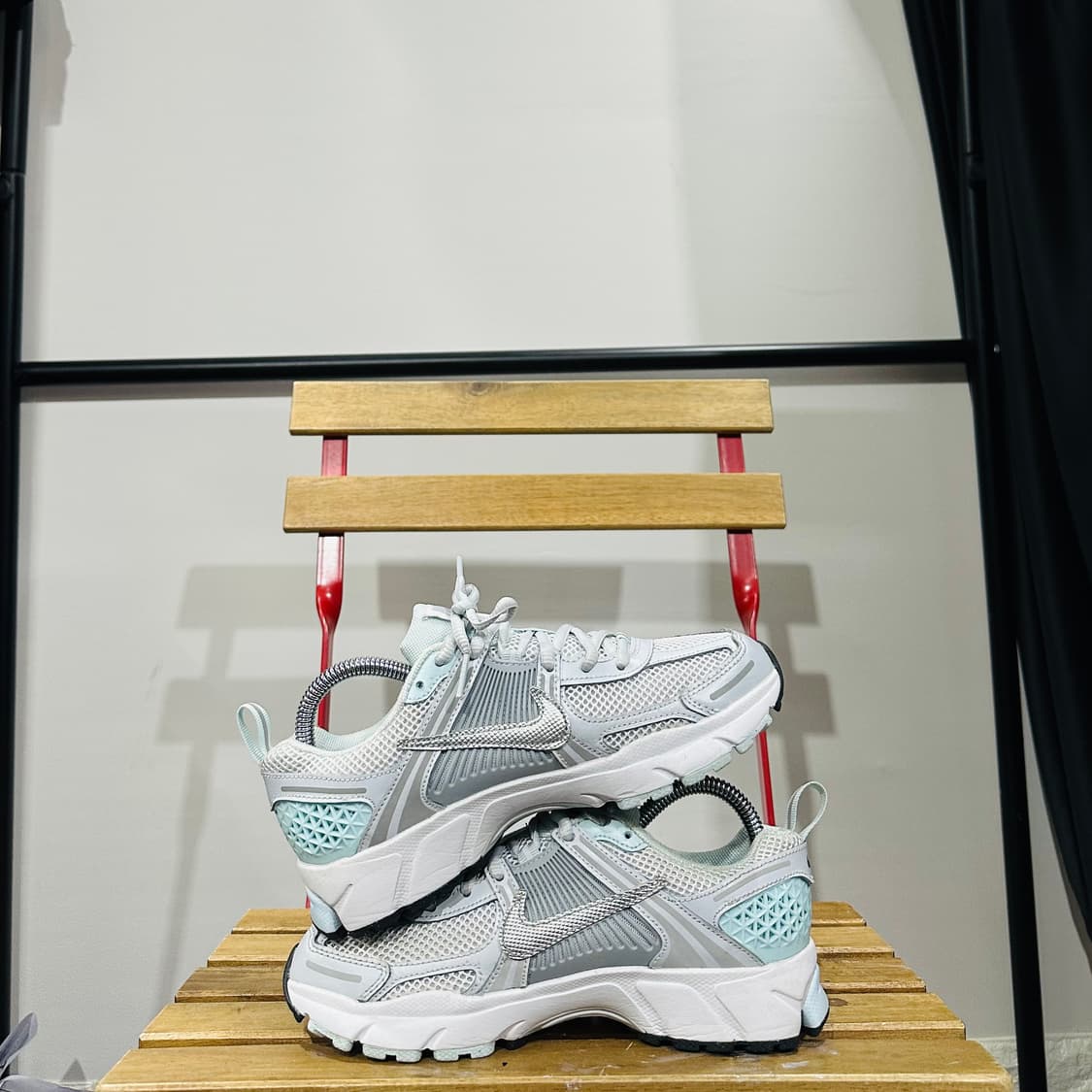 230) 나이키 운동화 여성 여자 신발 줌 보메로 스카이블루 상품이미지6