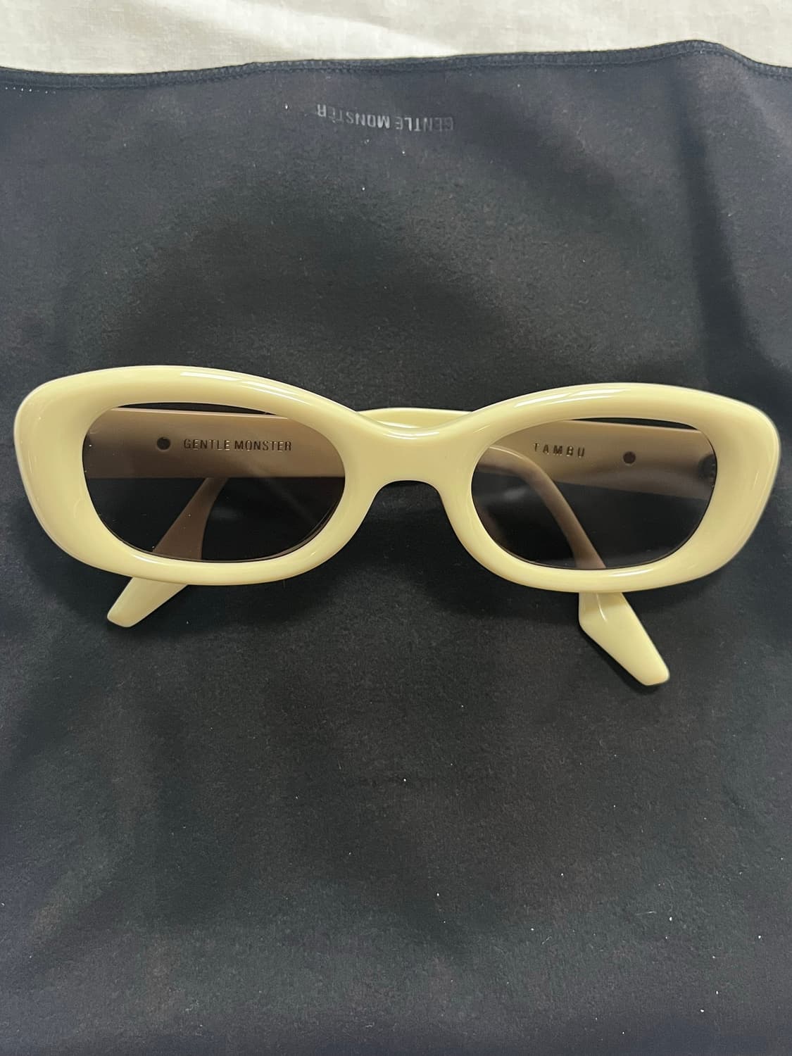 젠틀몬스터 탐부 Y4 Full Box 상품이미지3