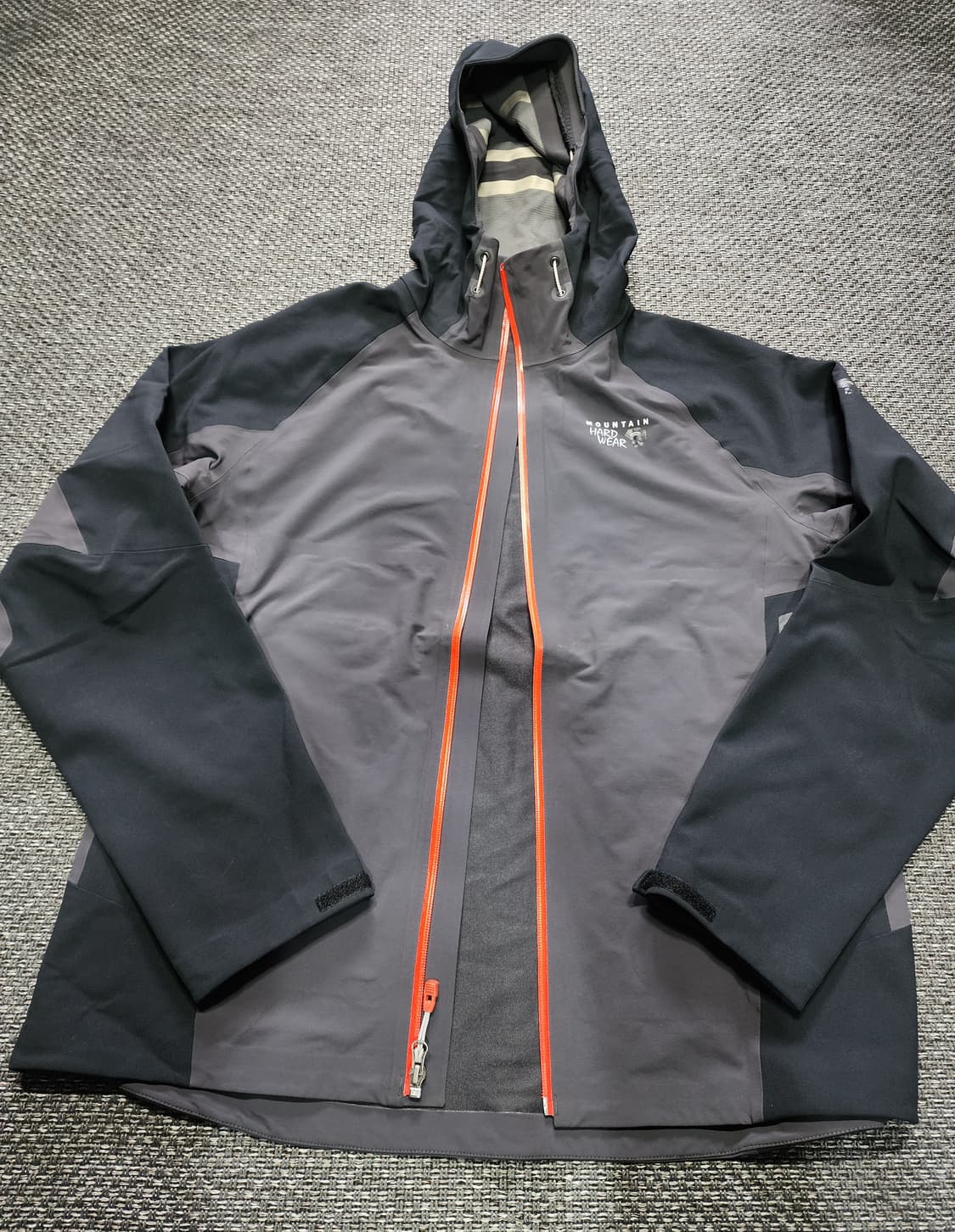 마운틴하드웨어 후드 바람막이 자켓  L사이즈  상품이미지8