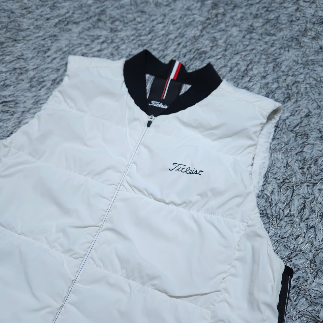 타이틀리스트) L 여자 패커블 발수 패딩조끼 / 왕눈이샵 상품이미지3