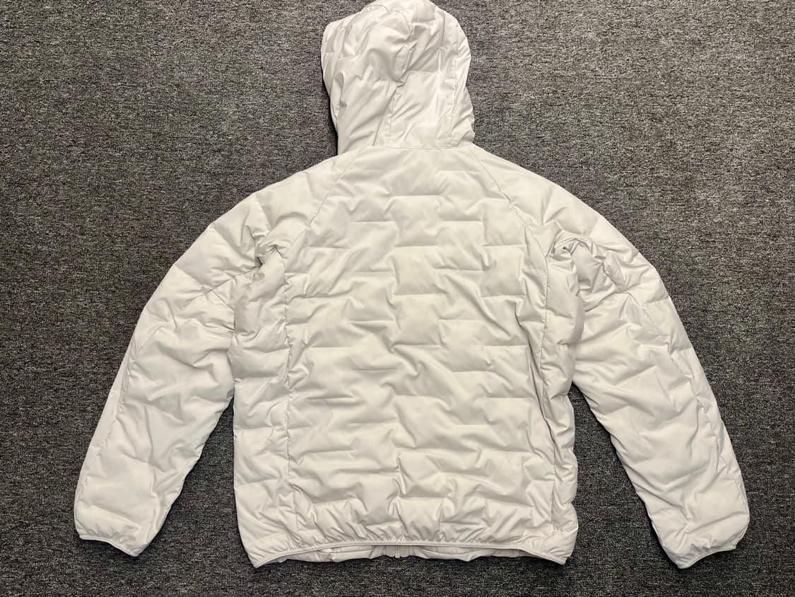 [100] 유니클로 퍼프테크 경량패딩 아이보리 L  상품이미지4