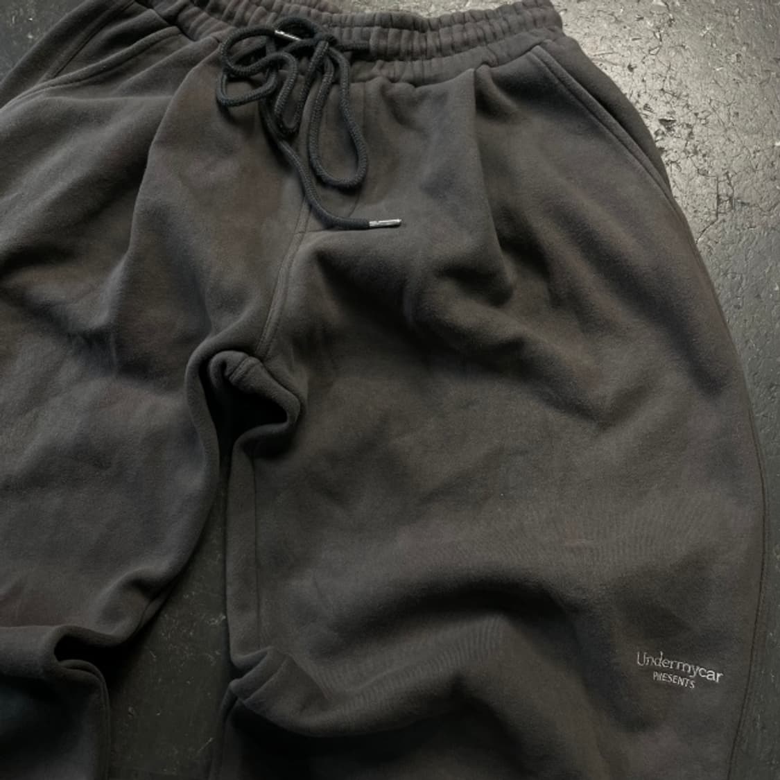100 언더마이카 무 03 스웻팬츠 상품이미지2