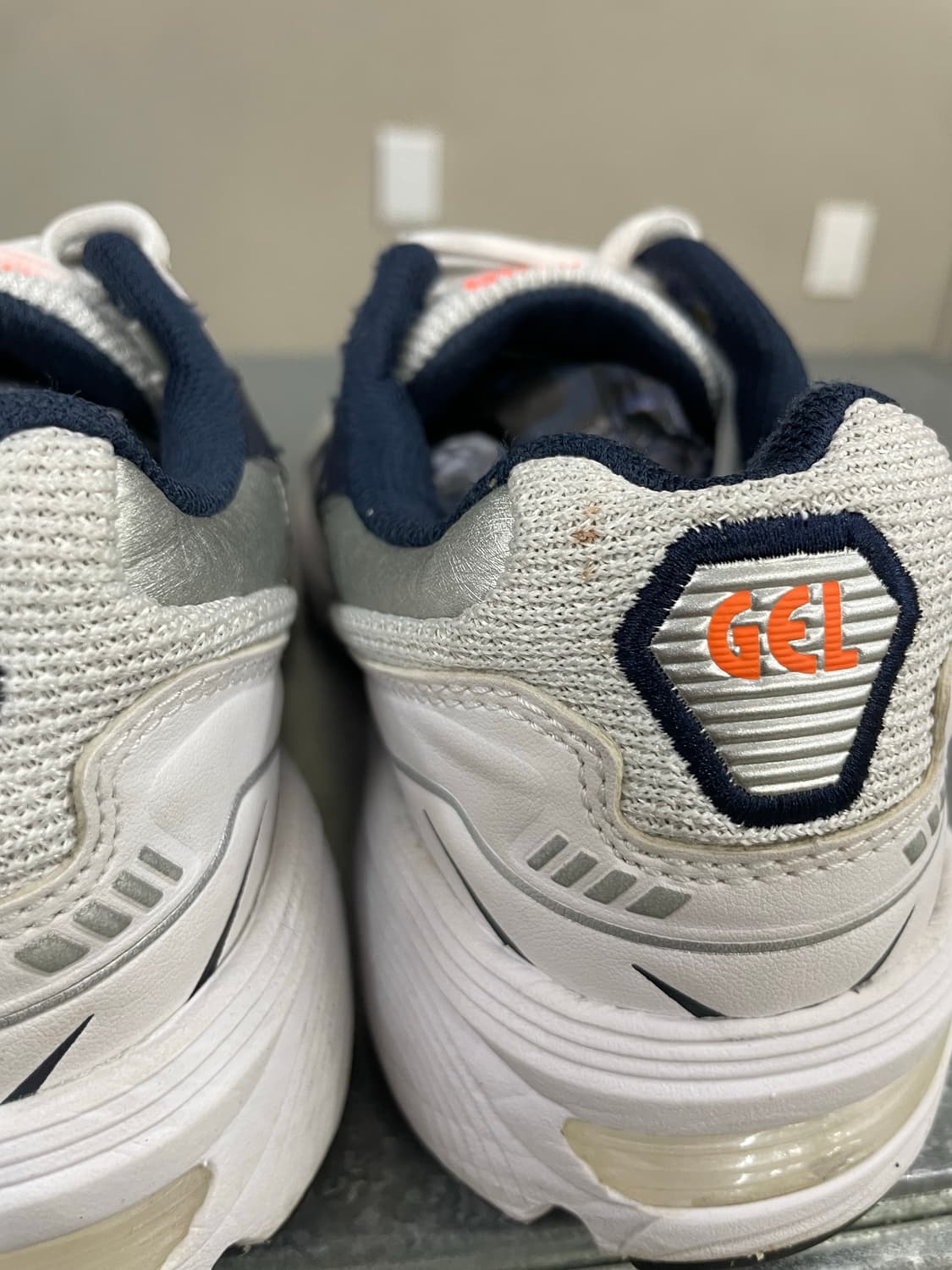 아식스 젤 1090 화이트 미드나잇 235 상품이미지8