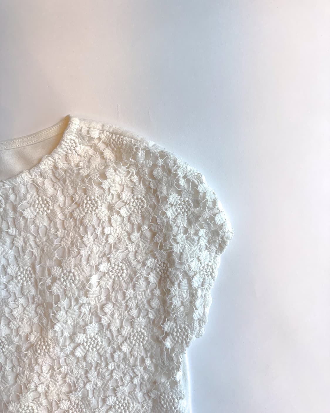 Floral Lace Overlay Top 상품이미지3