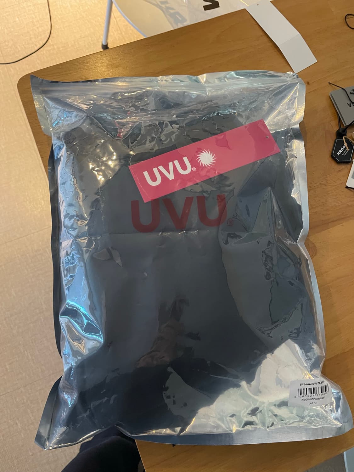 UVU 인시그니아 지퍼 후드 블랙 L 상품이미지2