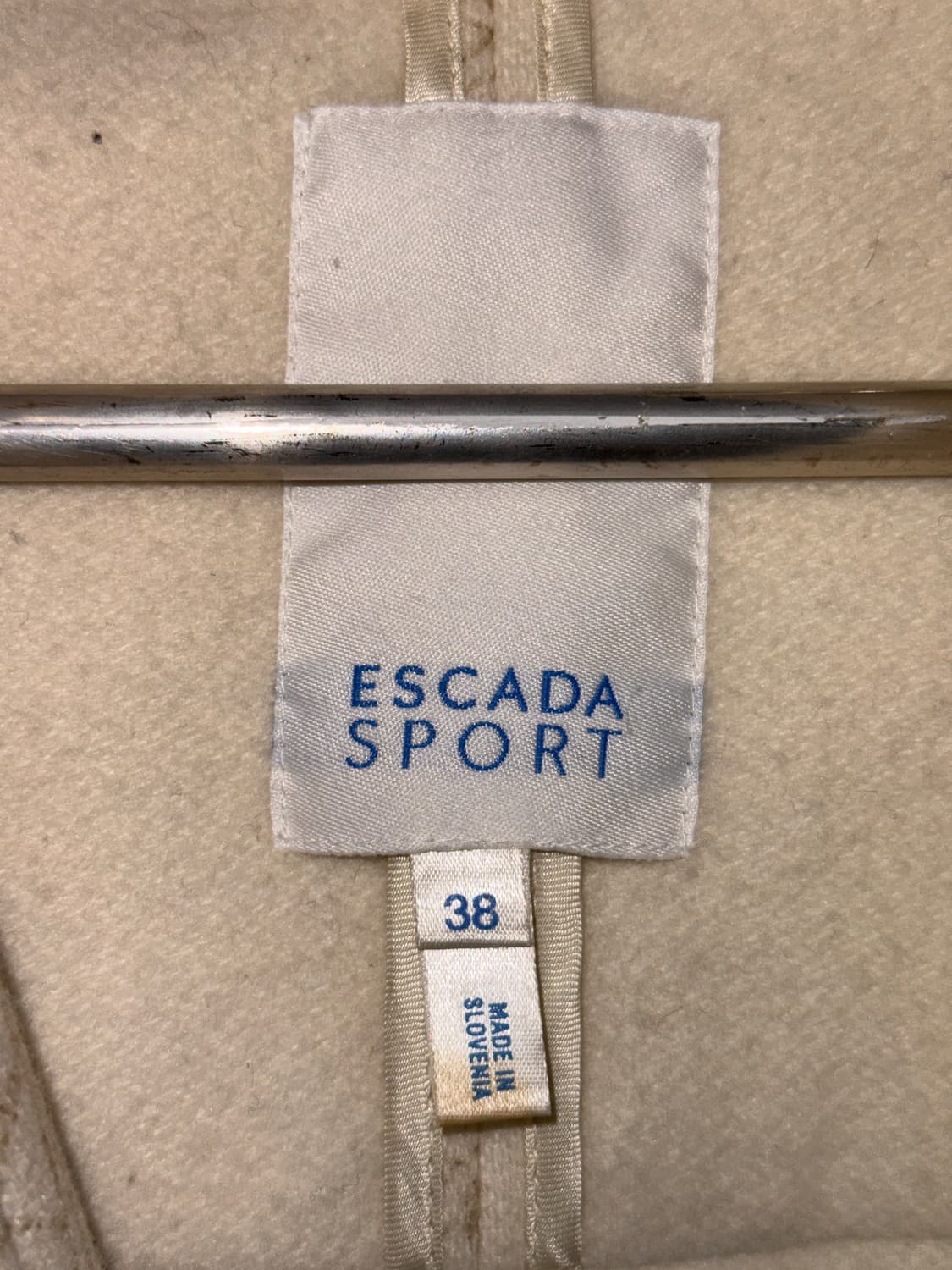 ESCADA ivory oriental wool coyote fur 코트 상품이미지6