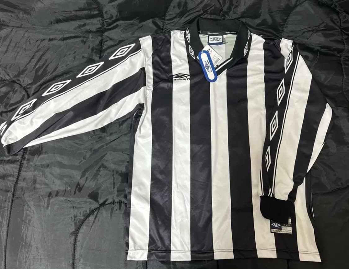 엄브로 스포츠 축구 져지 사이즈 100 새상품 택o 상품이미지1