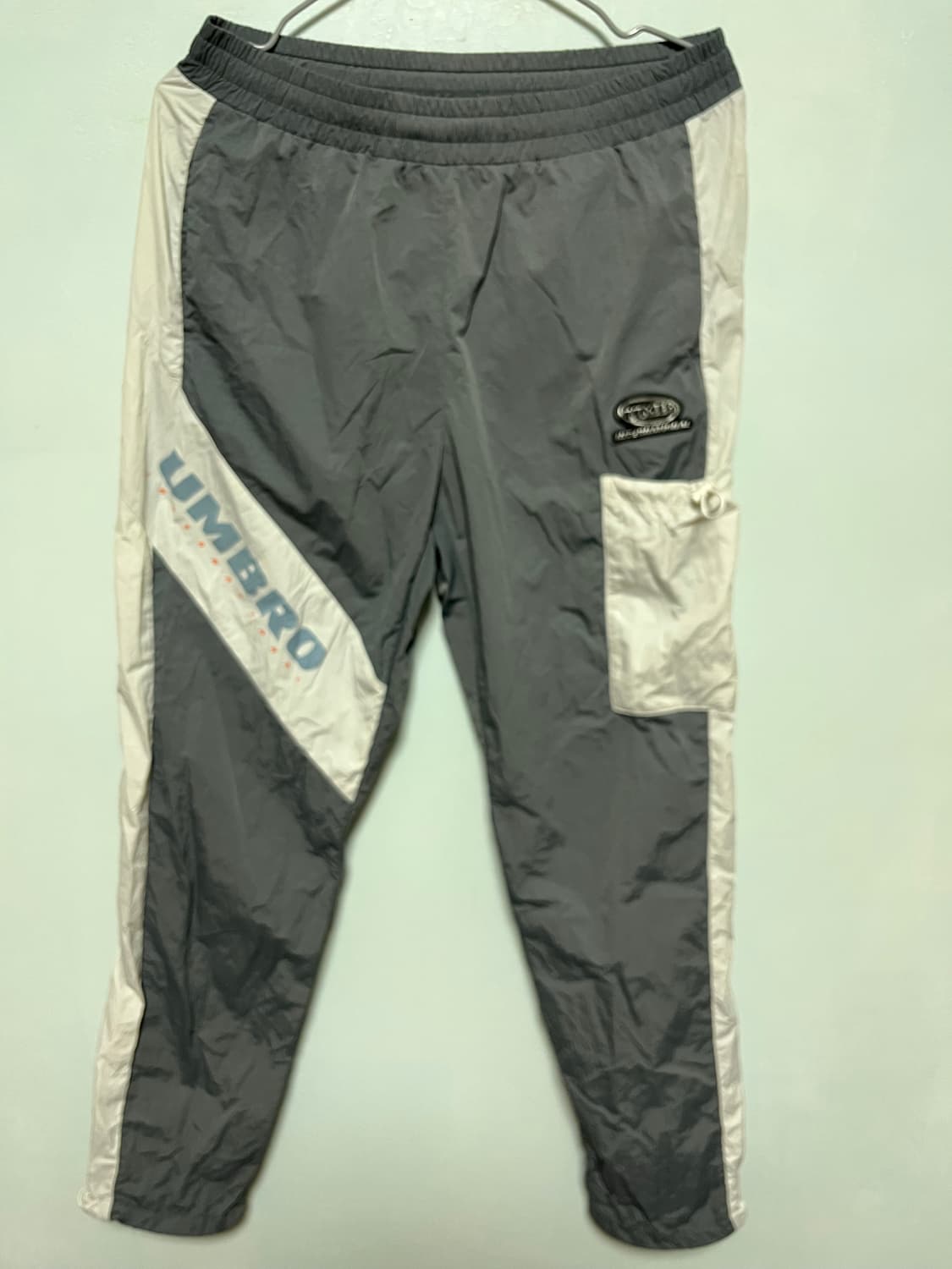 엄브로 올드스쿨 트레이닝 바지 상품이미지1