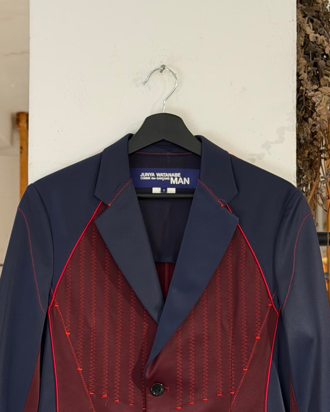 준야 와타나베 맨 레드 블루 배색 스티치 디테일 블레이저 상품이미지4