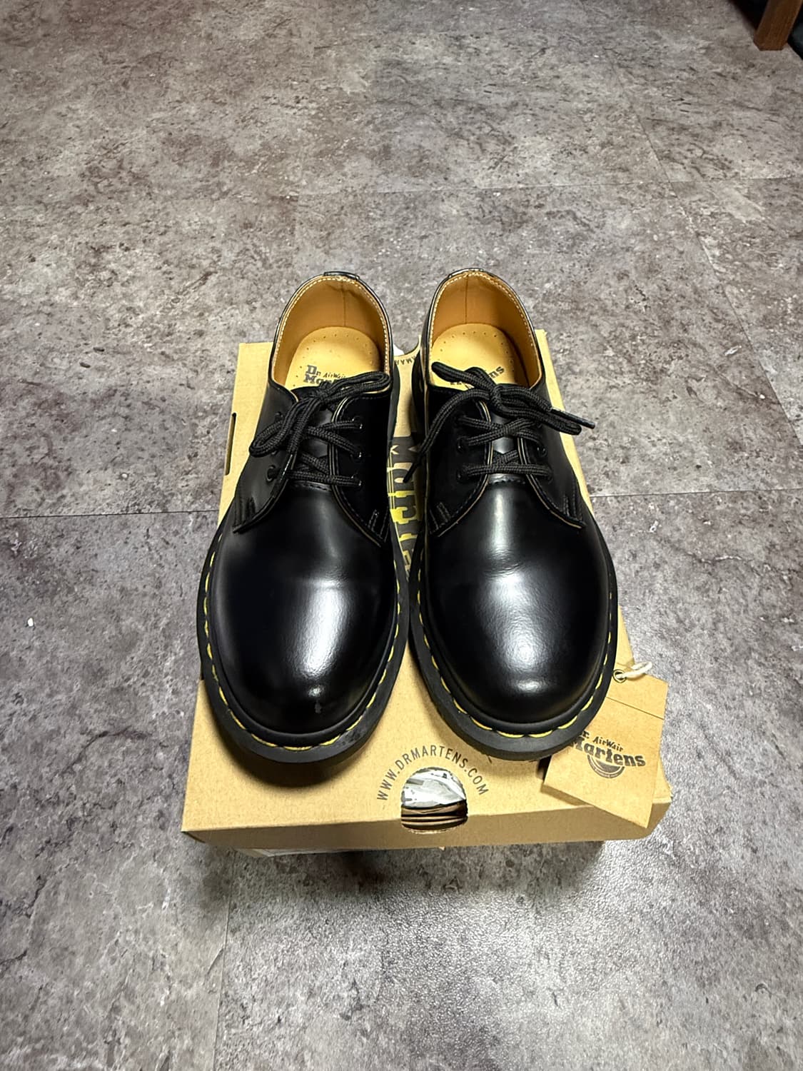 닥터마틴 1461 스무스 220 풀박스 상품이미지3