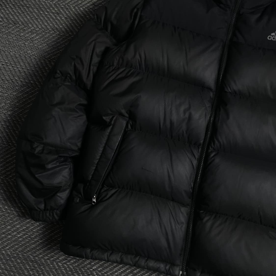 아디다스 자수로고 덕 다운 푸퍼 패딩 블랙o 4841 상품이미지2