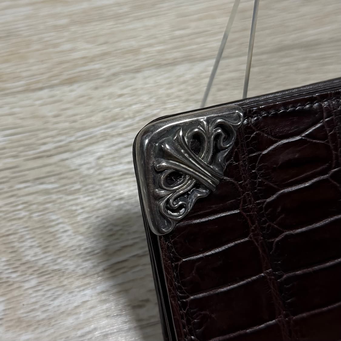 [정품/OS] 크롬하츠 악어가죽 장지갑 다크 브라운 상품이미지4