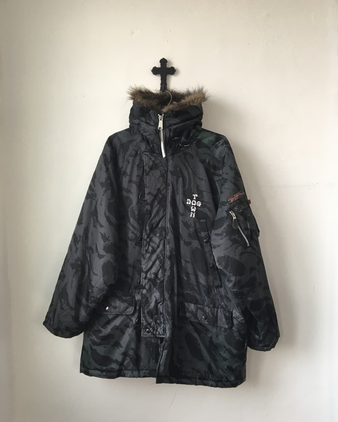 Dog town jumper 상품이미지2