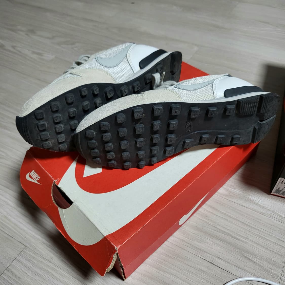 나이키 인터내셔널리스트(230) 상품이미지5