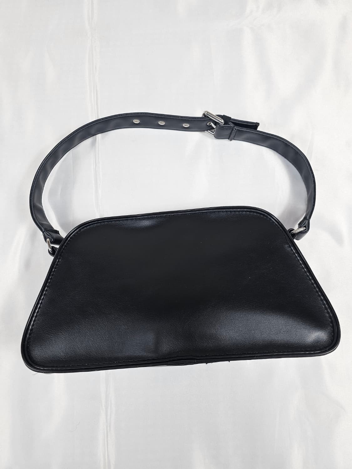 아디다스트레포일숄더백 상품이미지8