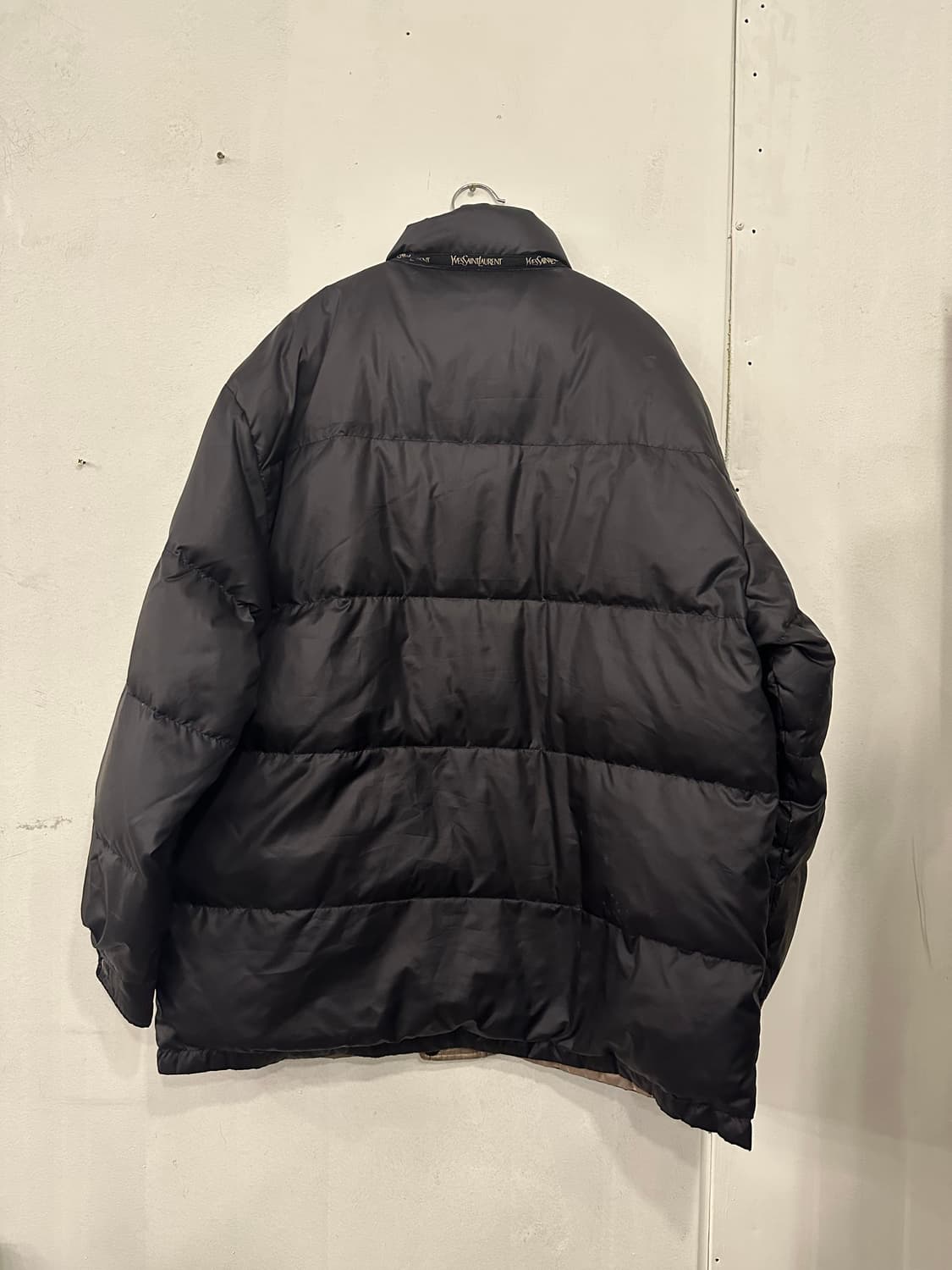 105)입생로랑 구스다운 상품이미지2