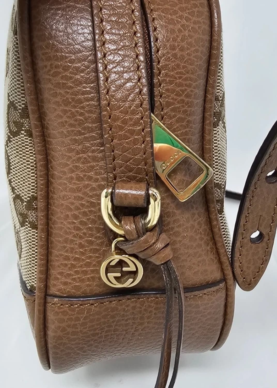 구찌 GG 패턴 브라운 크로스백 상품이미지5