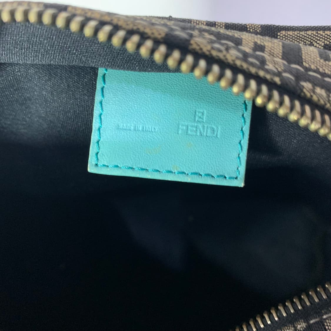 펜디 FF 로고 캔버스백 상품이미지5