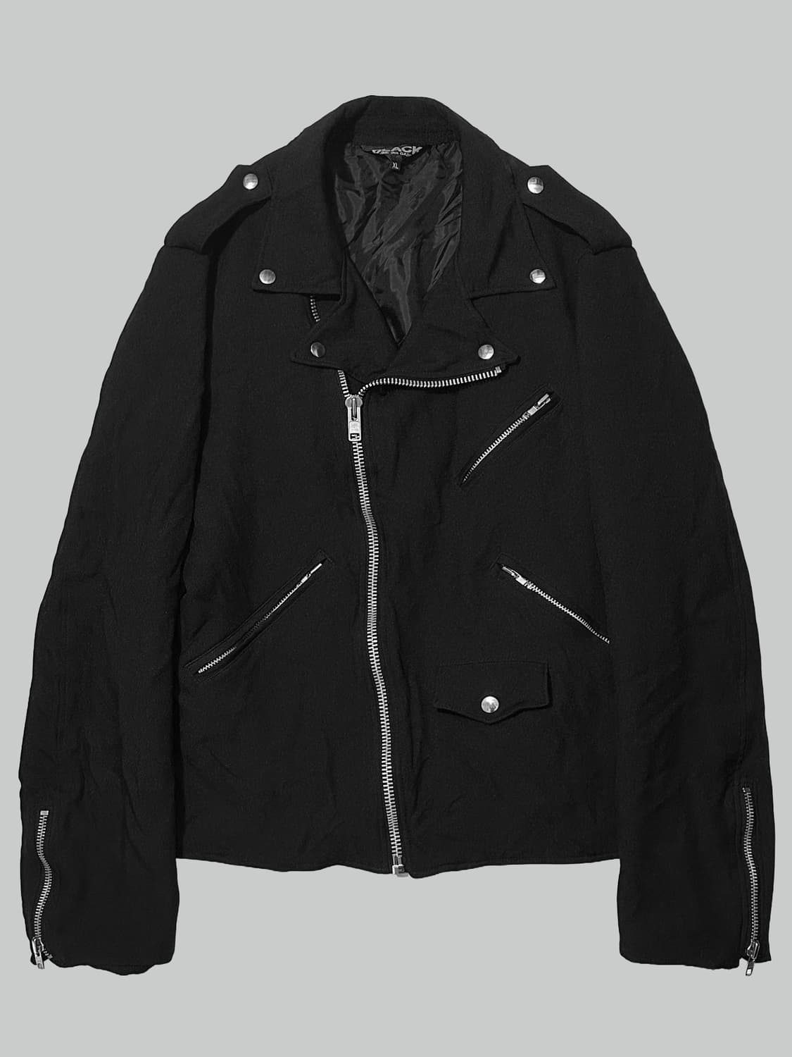 꼼데가르송 블랙 축융 폴리 패치 라이더 자켓 상품이미지2