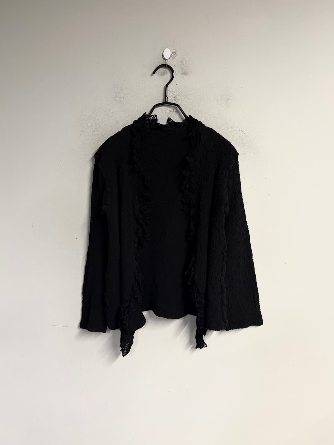 ISSEY MIYAKE me textured ruffle cardigan 상품이미지1