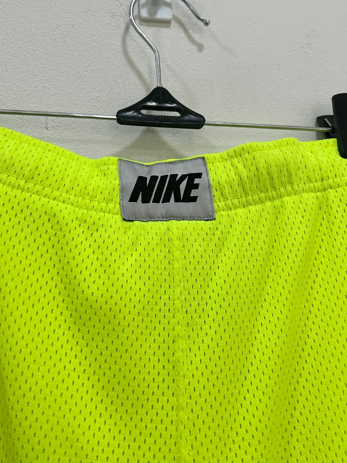 나이키 드라이핏 메쉬 농구 반바지 형광 상품이미지5