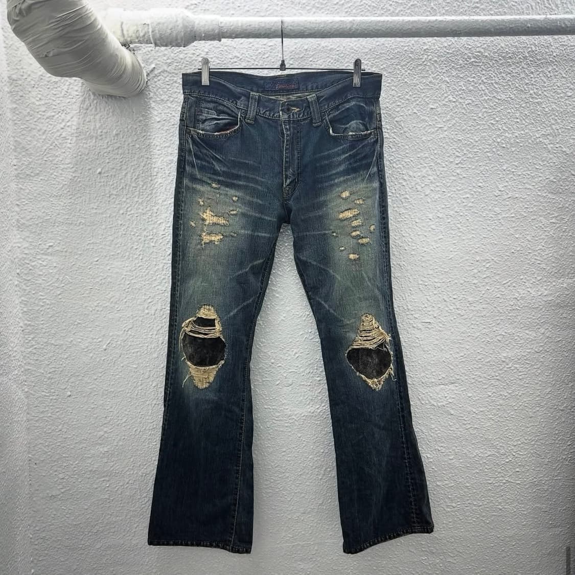 Python damage bootscut jeans  상품이미지1