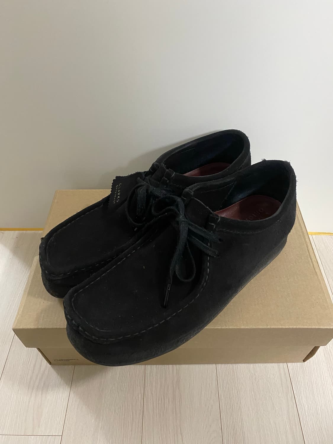 클락스 왈라비 블랙 스웨이드 uk8.5 상품이미지1