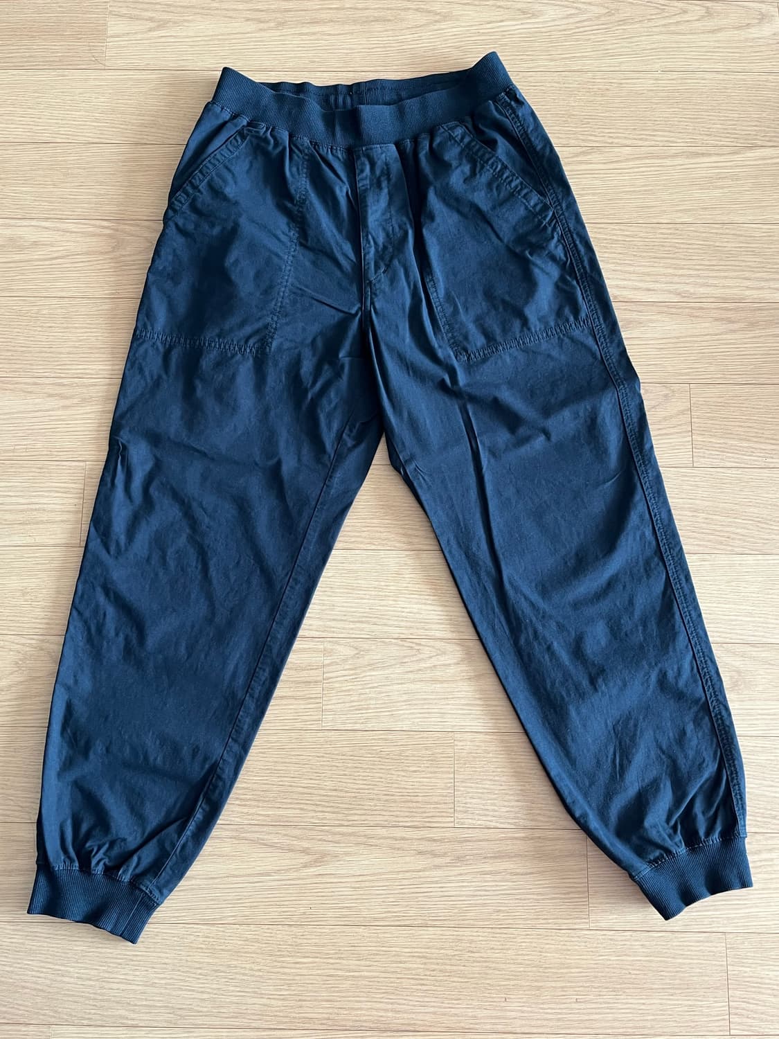 유니클로 조거팬츠 네이비  상품이미지1