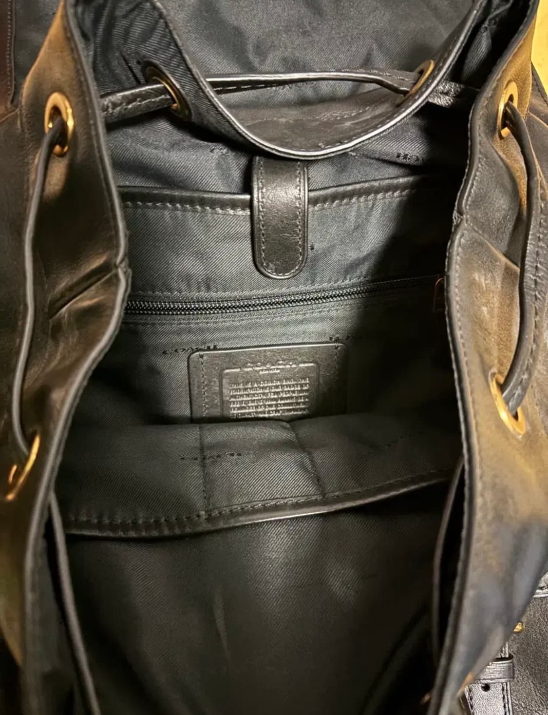 코치 가죽 백팩 블랙 상품이미지3