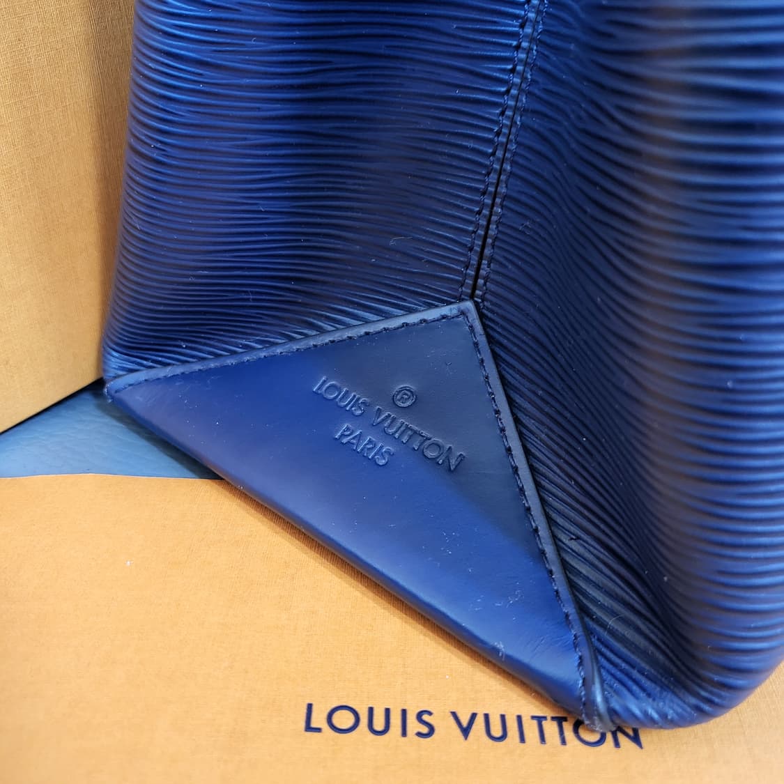 LOUISVITTON 루이비통 정품 클레버 MM 에삐 2way 숄더백 상품이미지5