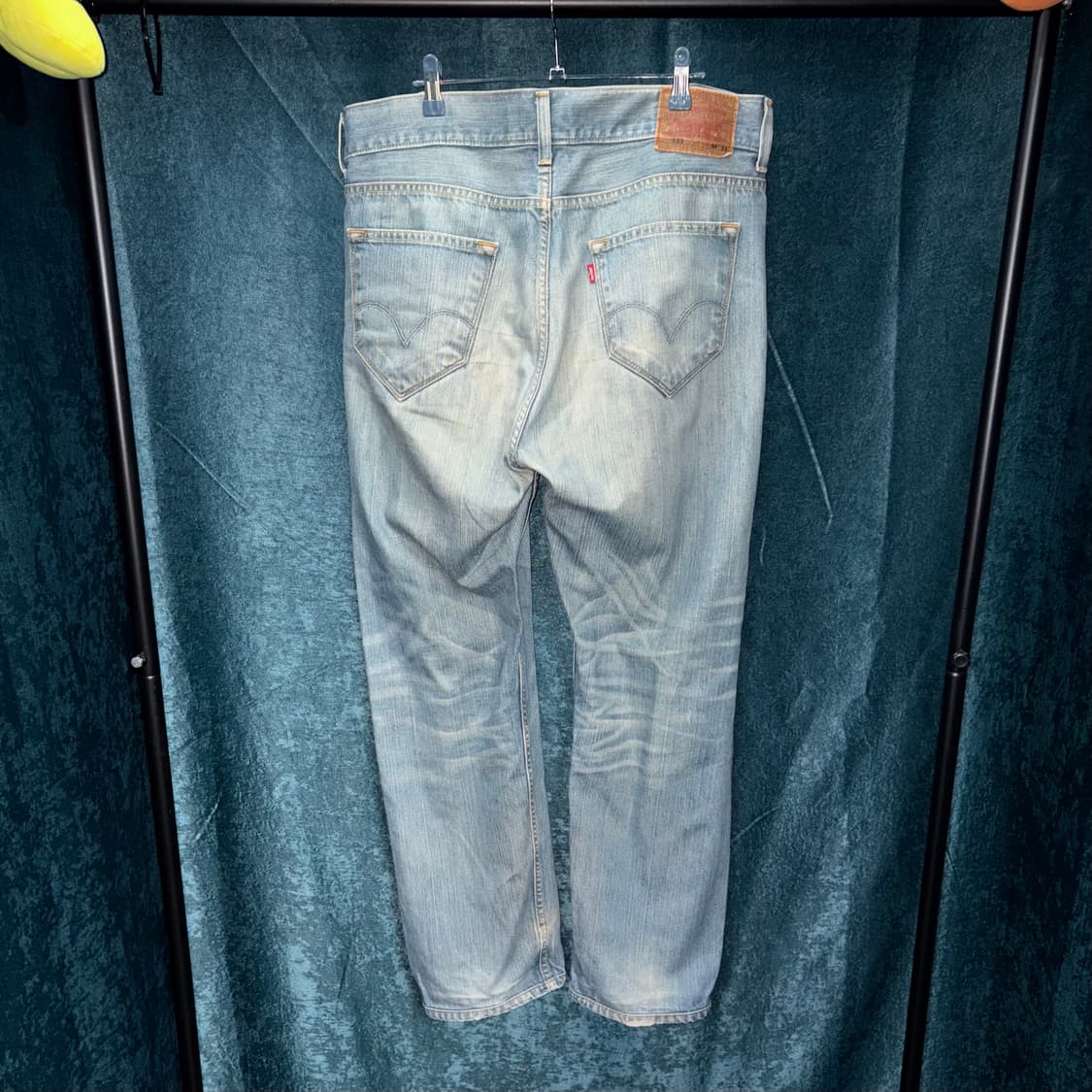 (36) 리바이스 533 테이퍼드 루즈핏 연청 데님 팬츠 상품이미지3