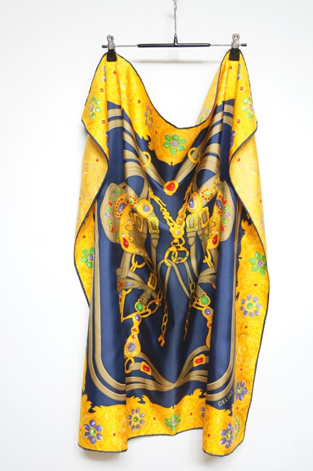 CELINE 정품 골드 옐로 실크 스카프 상품이미지1