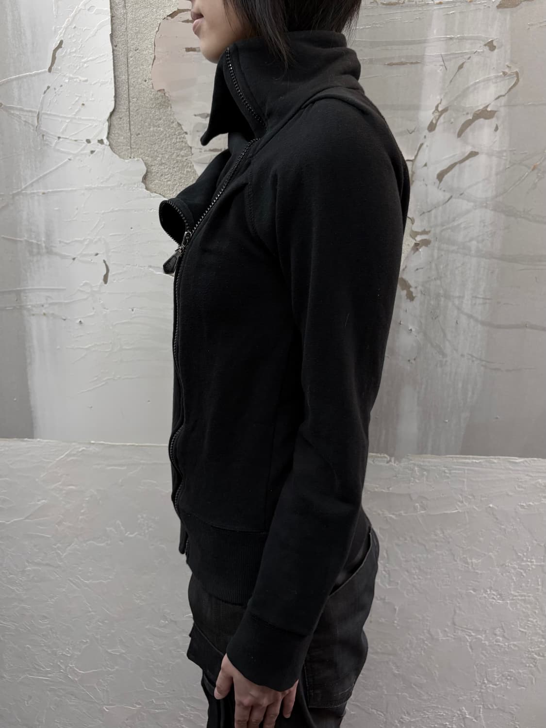 black oblique zip-up 상품이미지8