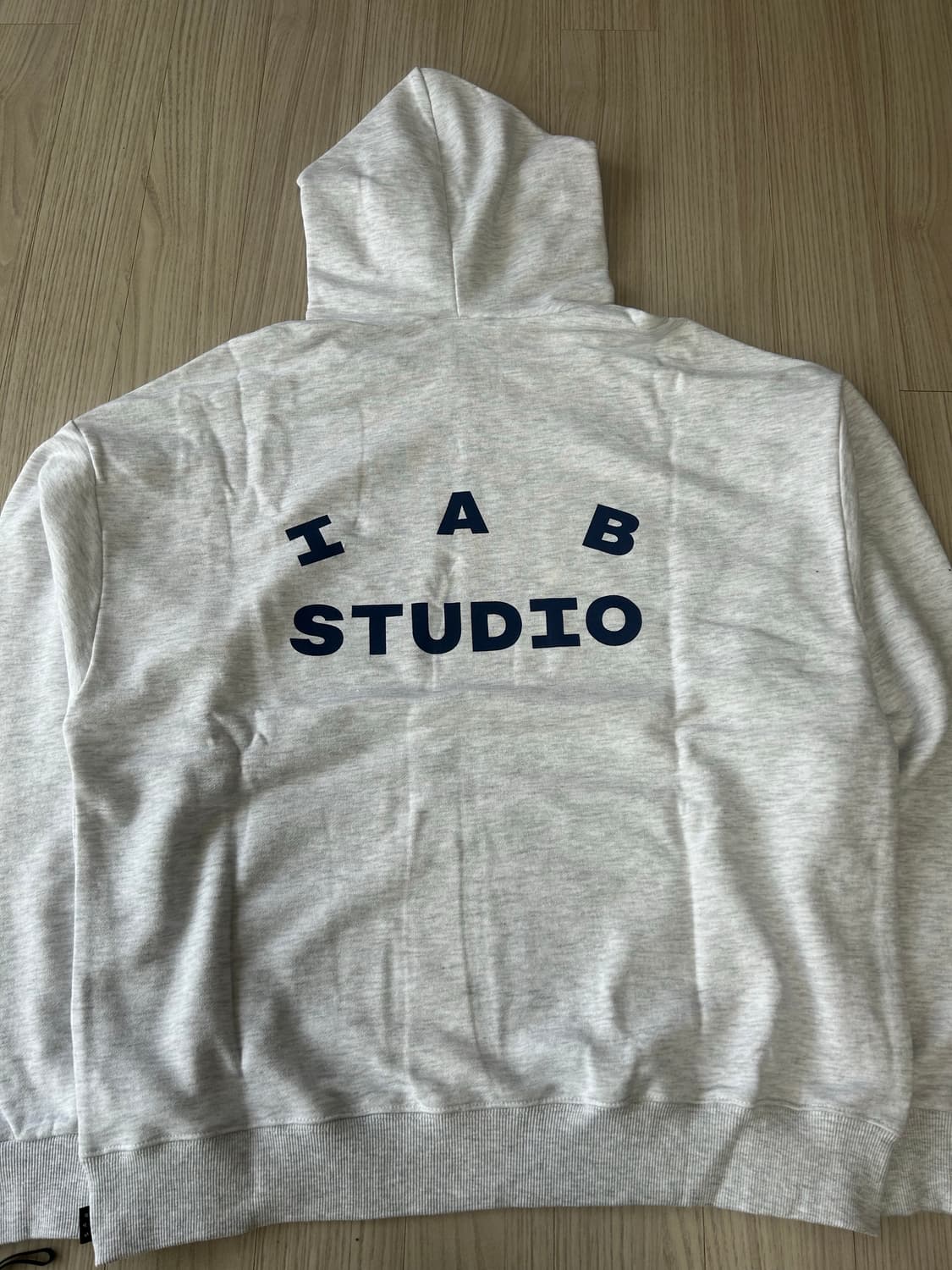 아이앱 스튜디오 후드 백염 상품이미지1