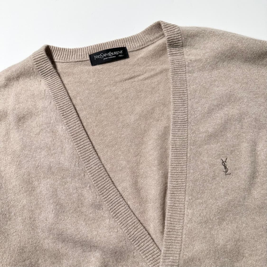 입생로랑 캐시미어 100% V넥 니트 가디건 상품이미지3